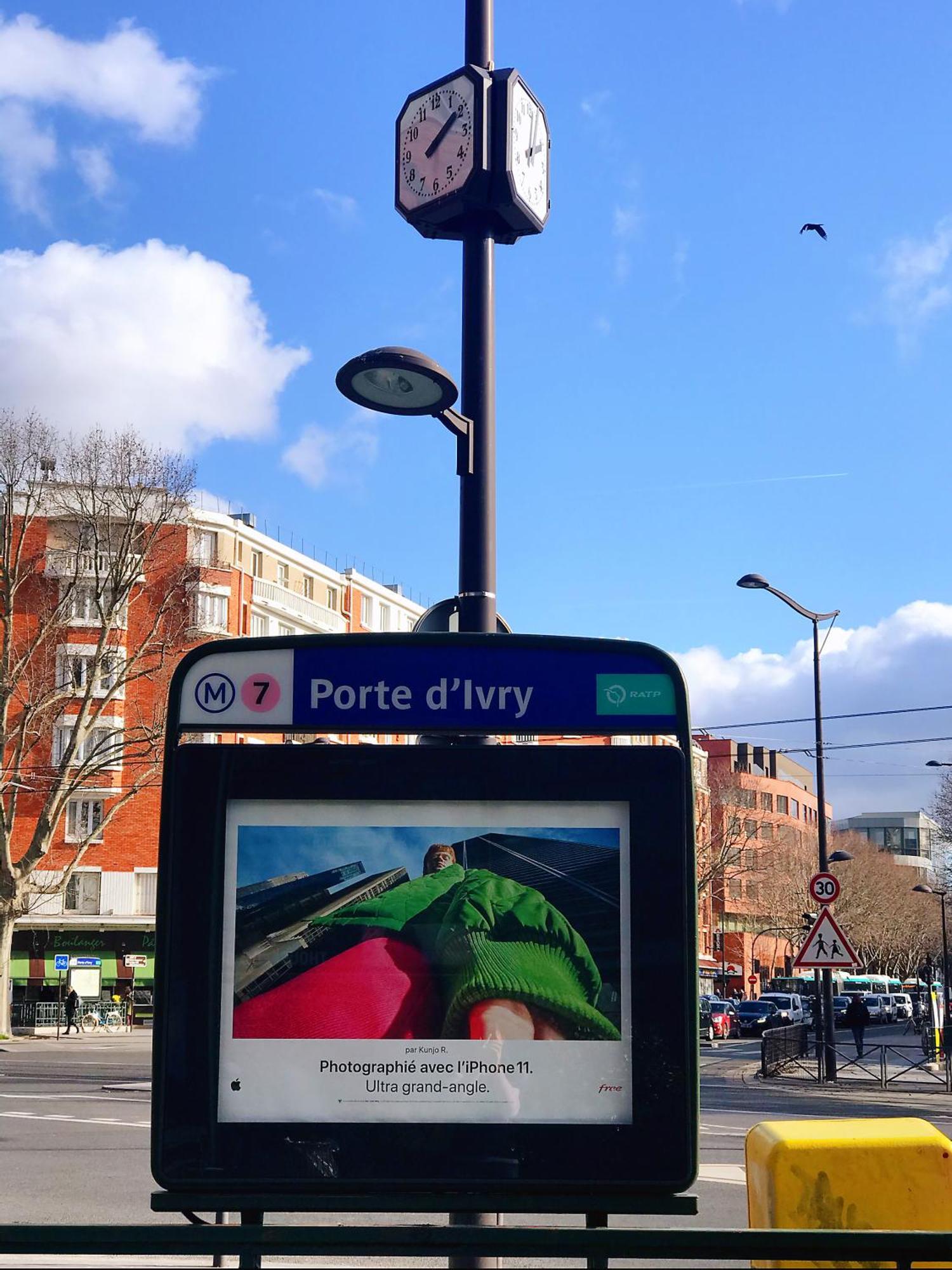 Near Subway And Supermarket Parigi